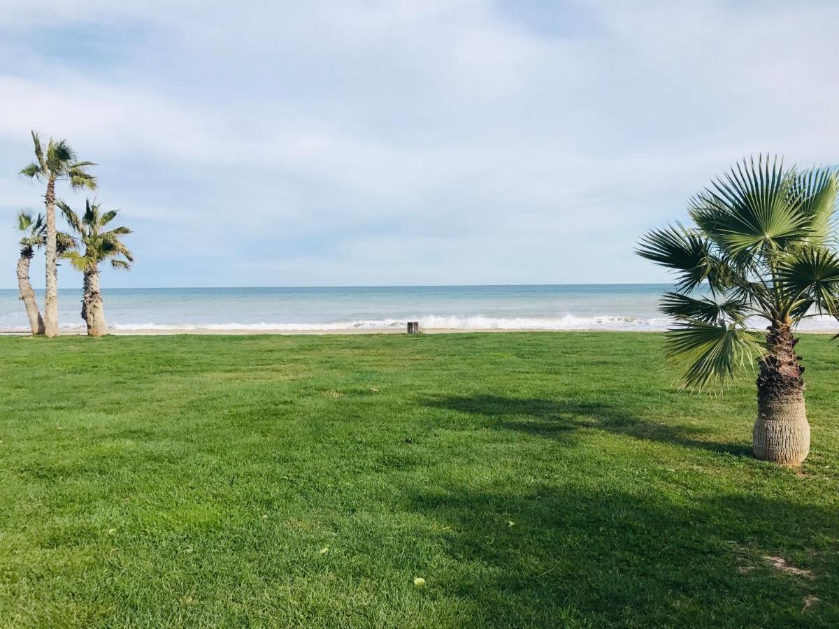 Apartamento Con Espectacular Terraza Frente Al Mar Oropesa del Mar Bagian luar foto