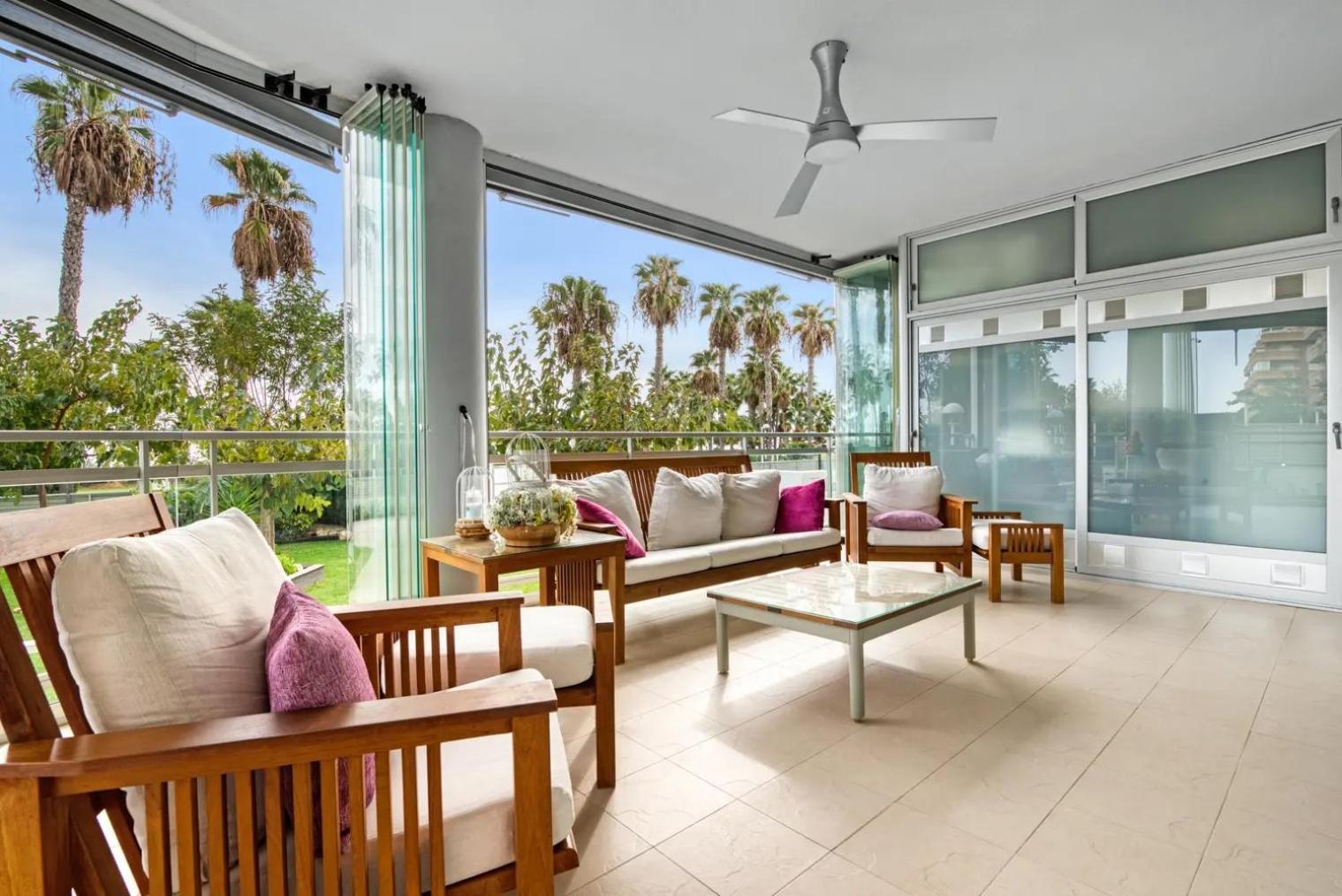 Apartamento Con Espectacular Terraza Frente Al Mar Oropesa del Mar Bagian luar foto